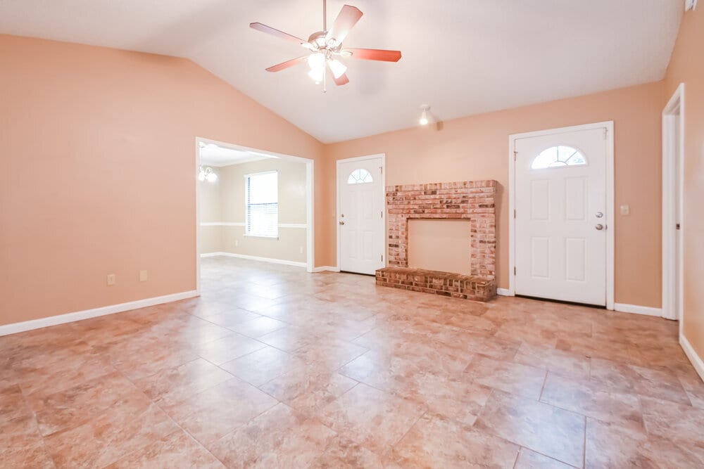Building Photo - 1364 Trotters Walk Way