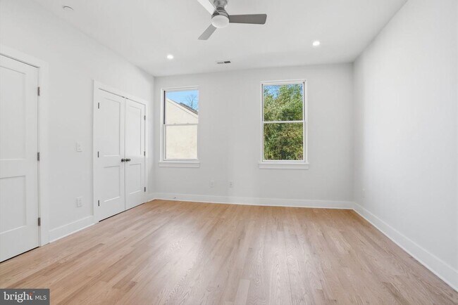 Building Photo - 222 Hermitage St