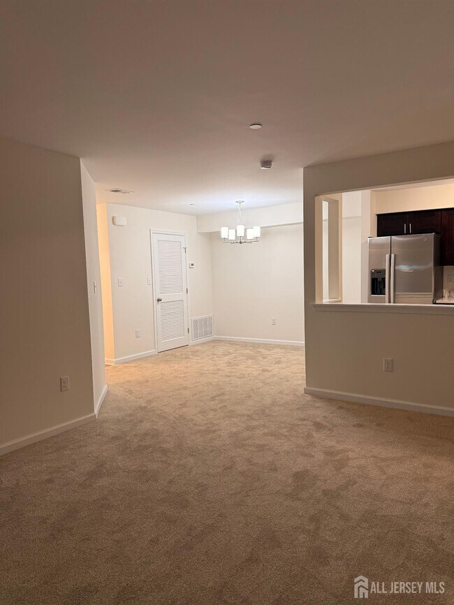 Building Photo - 1217 Waterford Dr