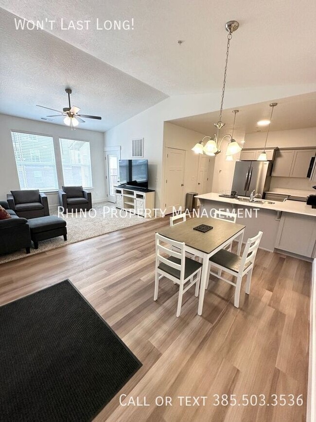 Primary Photo - 841 Coulsen Dr
