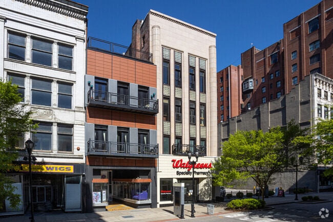 Building Photo - Byck's Lofts