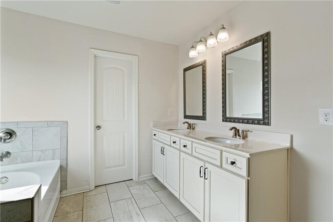 Building Photo - 221 Orchard Trail