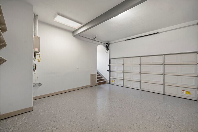 Building Photo - 12903 Figaro Dr
