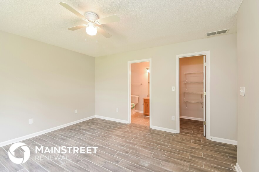 Building Photo - 412 Windstream Dr SW