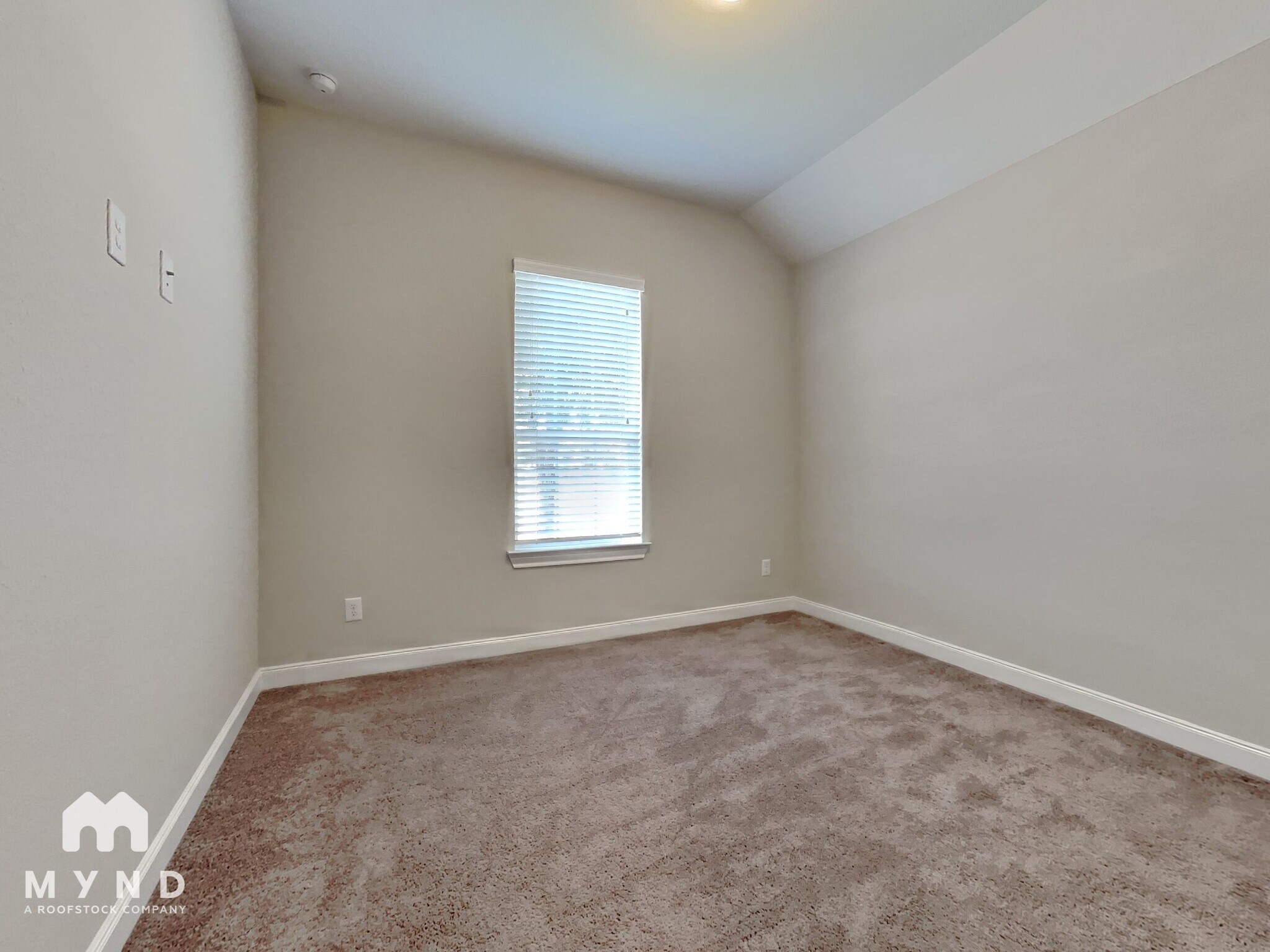 Building Photo - 24622 Windmill Canyon Ln