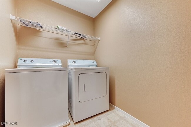 Building Photo - 83 Lockheed Ave