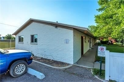 Building Photo - 761 W 600 S