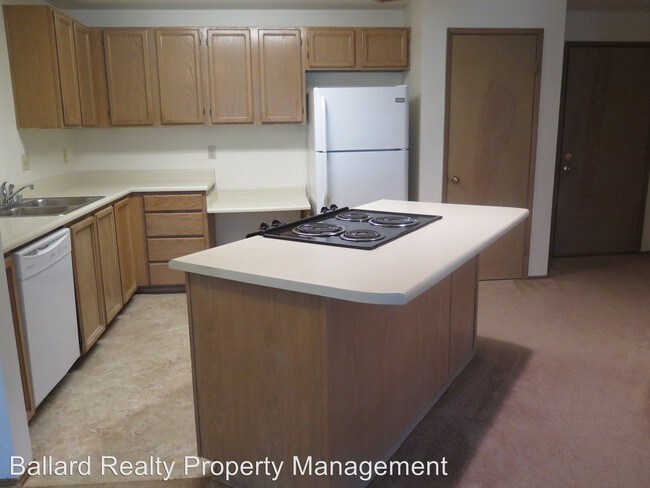 Building Photo - 8508 Mary Ave NW