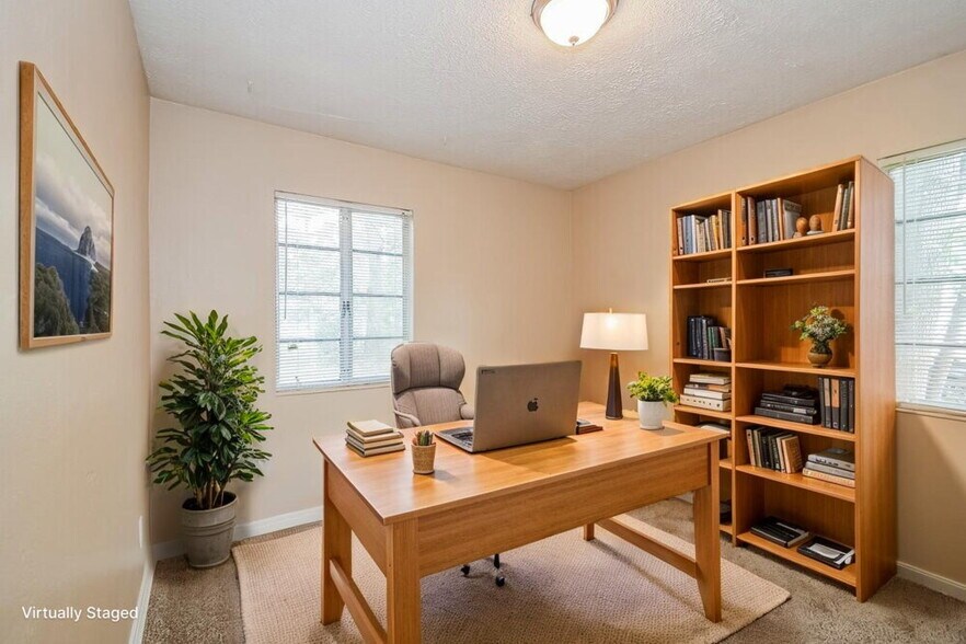 Building Photo - 3041 Detroit Cir N