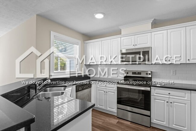 Building Photo - 128 Downsbury Rd