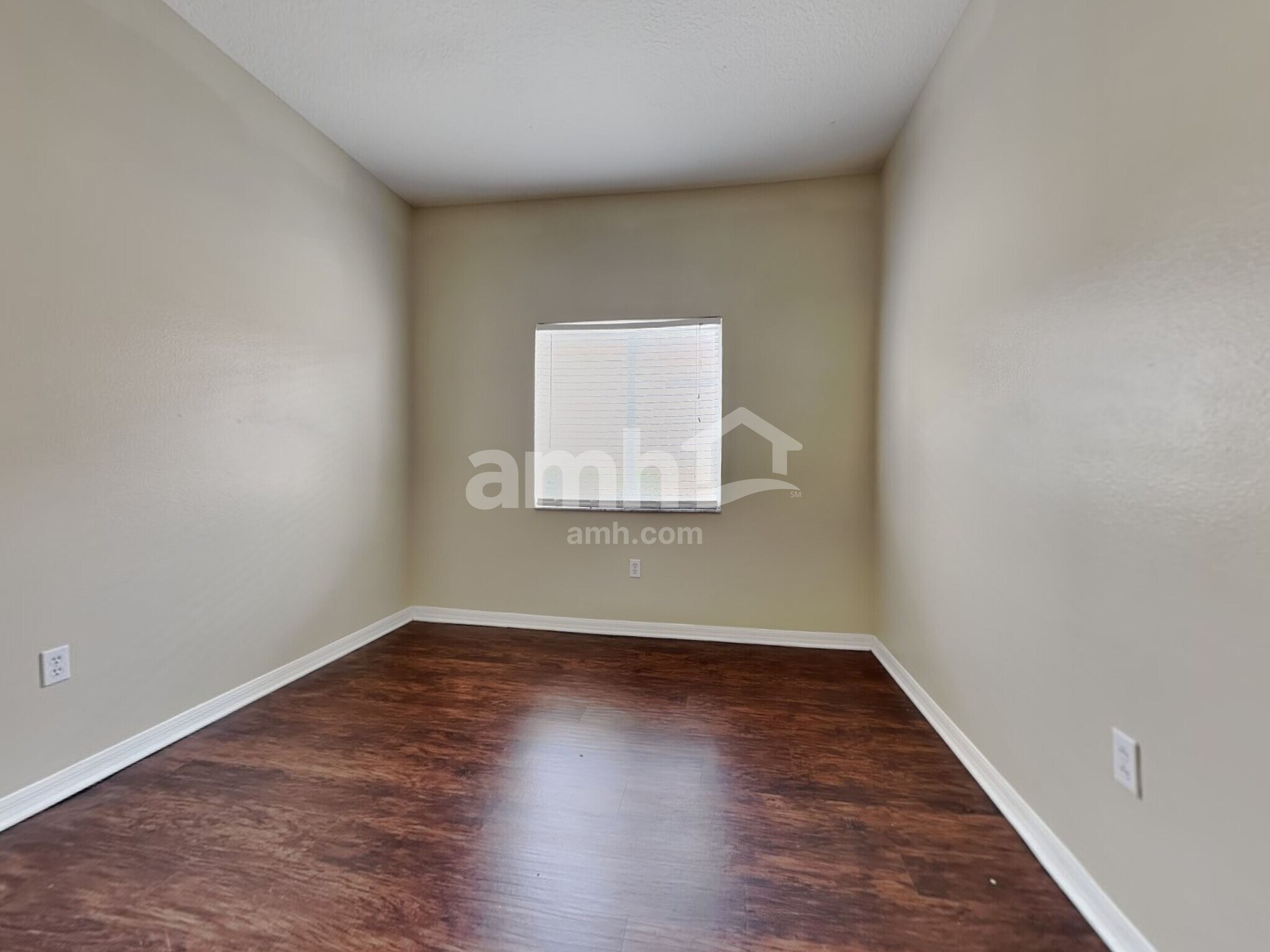 Building Photo - 25702 Aldus Dr