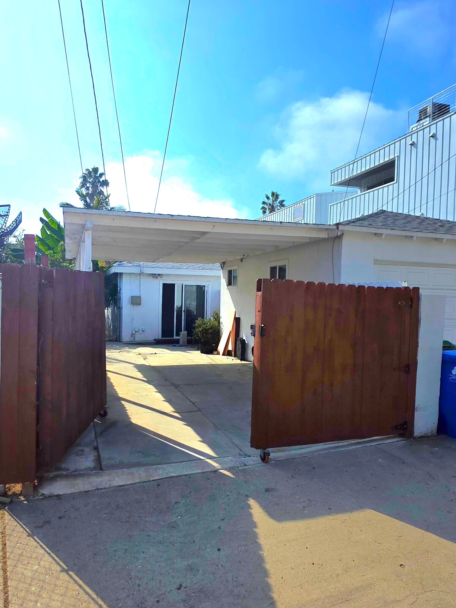 2 car private gated carport - 340 Rennie Ave
