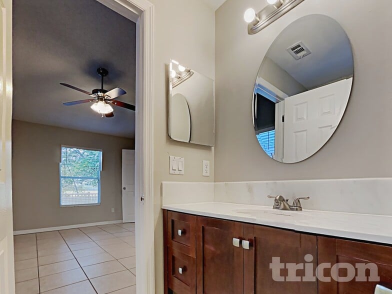 Building Photo - 4708 Kilkenny Dr