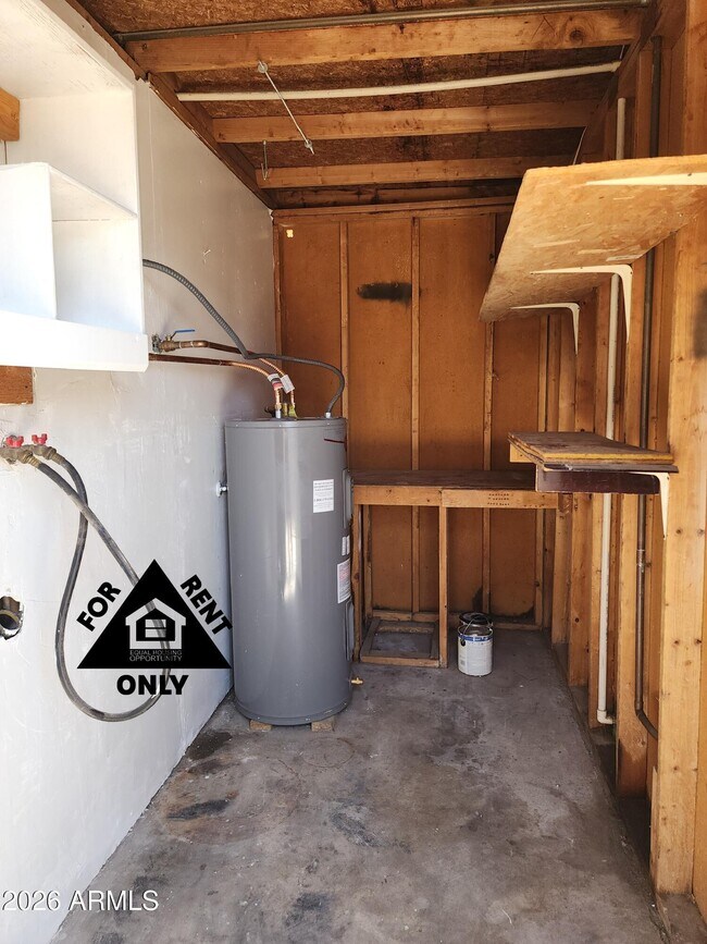 Building Photo - 3120 N 67th Ln