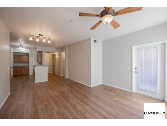 Building Photo - Premium 2/2 Tempe Condo in Regatta Pointe - Views, Space &amp; Location!