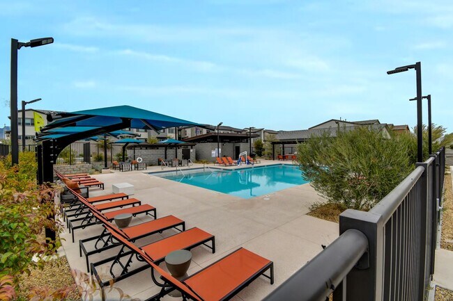 Building Photo - Stunning and Modern Townhome in Skye Canyon