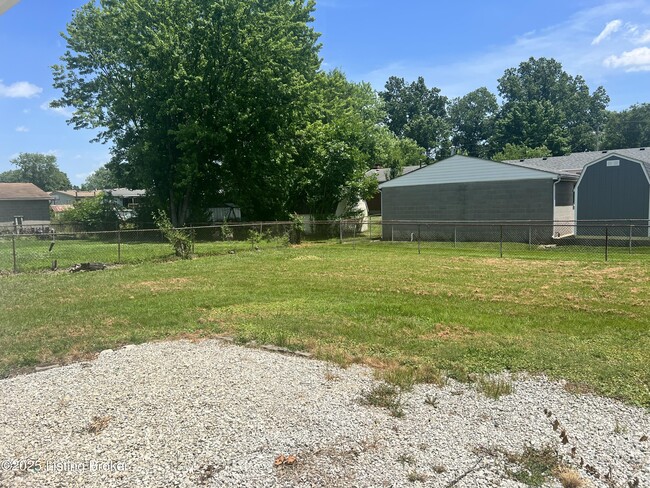 Building Photo - 508 Blossom Rd