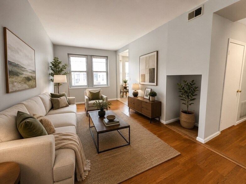 Building Photo - 394 Riverway