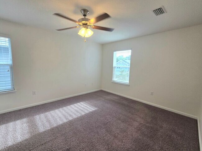 Building Photo - 5860 Magnolia Bend Blvd
