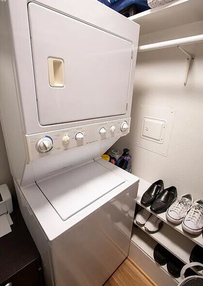 Laundry closet - 5607 Harvest Hill Rd