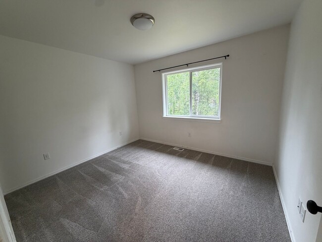 Building Photo - 1777 N Nina Cir