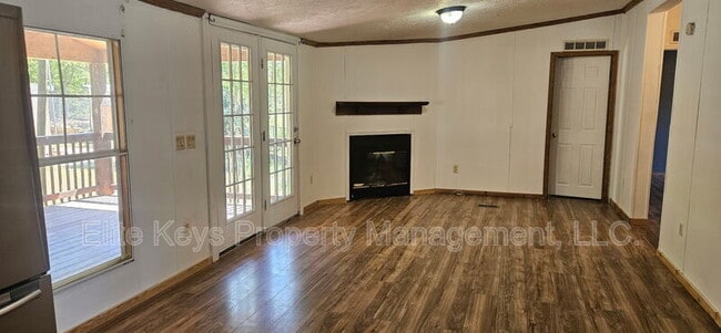 Building Photo - 3864 Wendell St