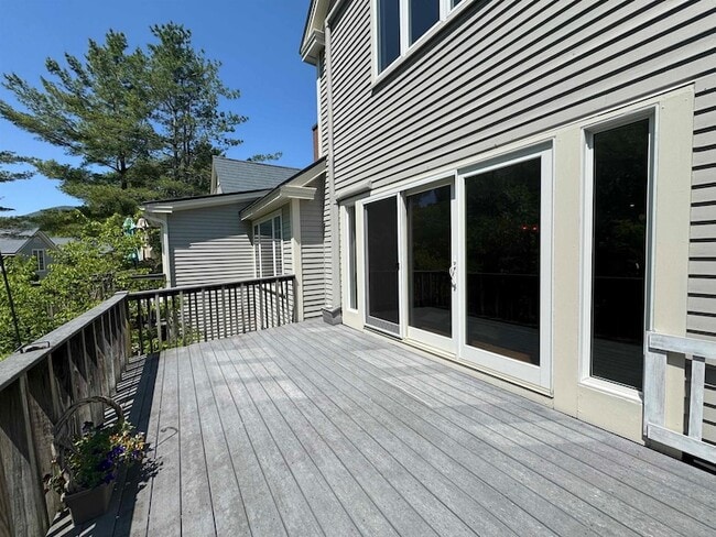 Building Photo - 524 Equinox on The Battenkill