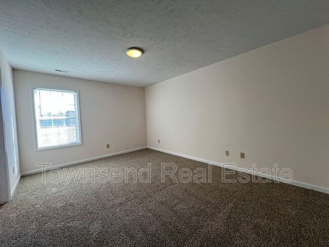 Building Photo - 115 Centipede Ln