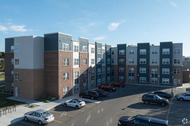 Building Photo - Breton Grove I