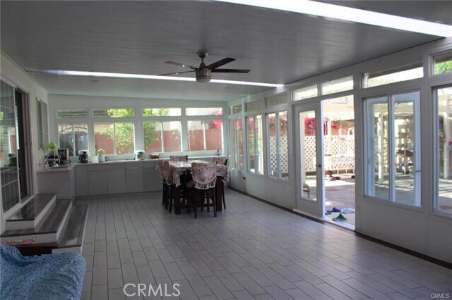 Building Photo - 1233 California Ave