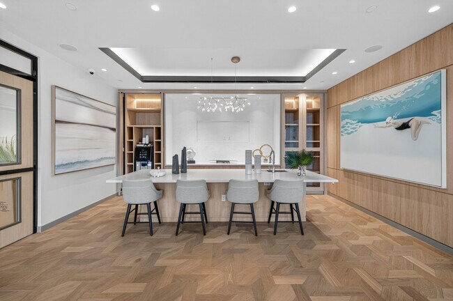 Building Photo - 153 N Seabreeze Blvd