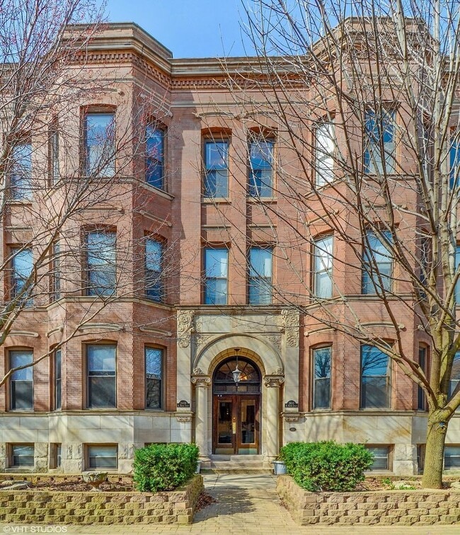 Building Photo - 2608 N Dayton St