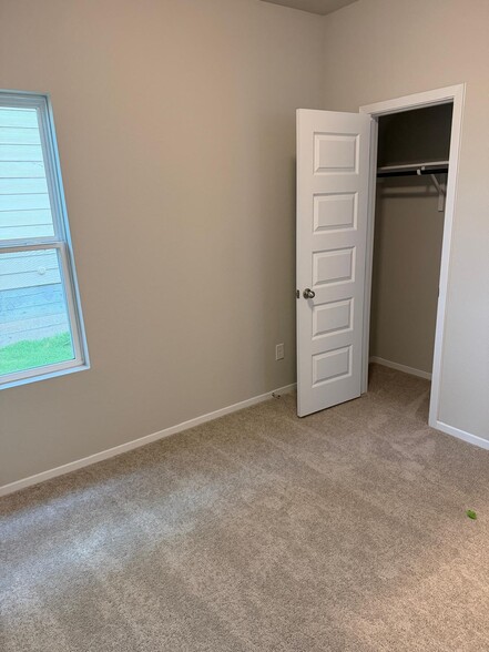 Building Photo - 2615 Derwent Dr
