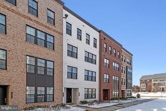 Building Photo - 43474 Danville Ter