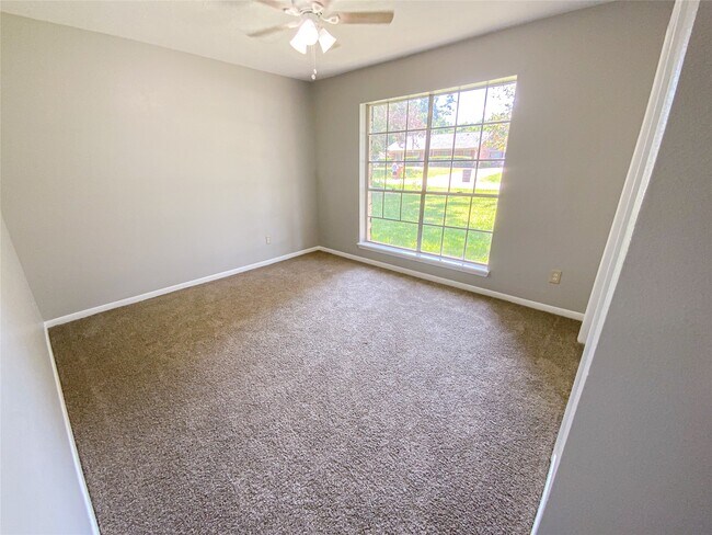 Building Photo - 2519 River Ridge