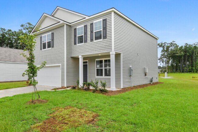 Building Photo - Charming 4 Bed Rental Home Located in Cypr...