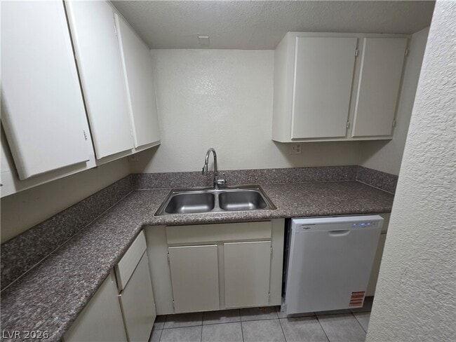 Building Photo - 1427 San Felipe Dr