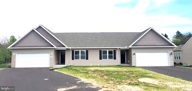 Building Photo - 13906 Patriot Way