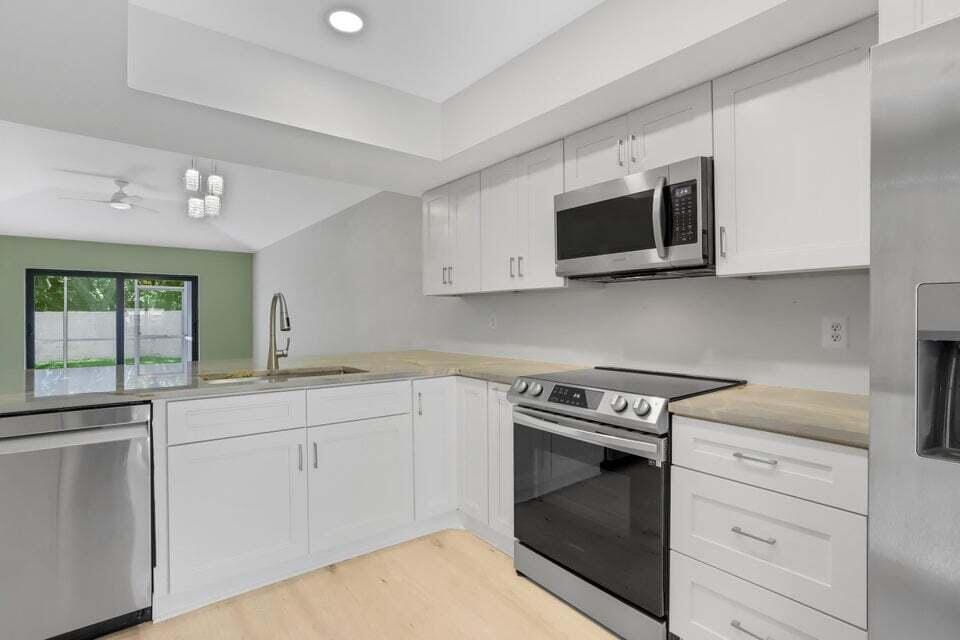 Building Photo - 3113 Kingswood Ter