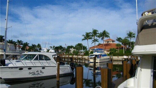 Building Photo - 3576 Windjammer Cir