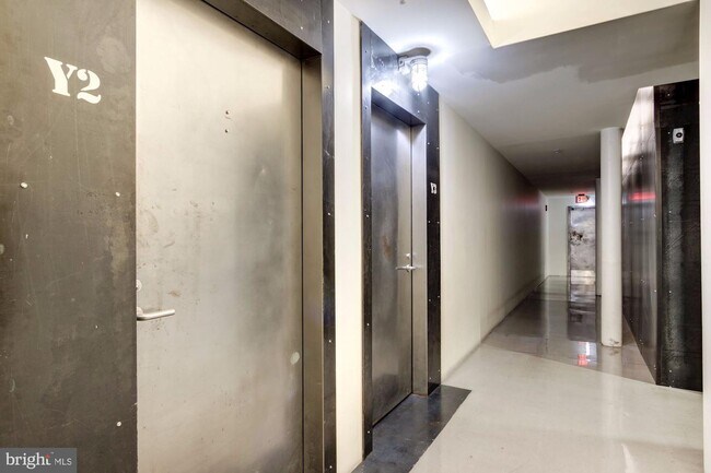 Building Photo - 437 New York Ave NW