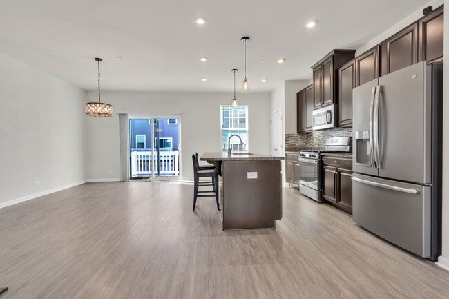 Building Photo - 773 Rockwell Ln