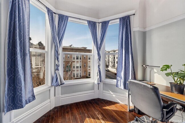 Building Photo - 1058 Divisadero St