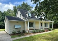 Building Photo - 310 Shorepoint Dr