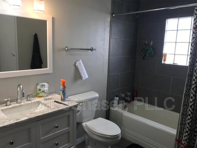 Building Photo - 4401 17th St