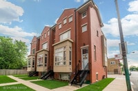 Building Photo - 4251 W Montrose Ave