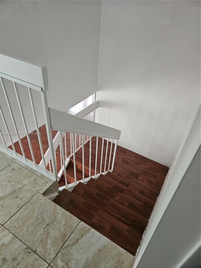 Building Photo - 9890 NW 80th Pl