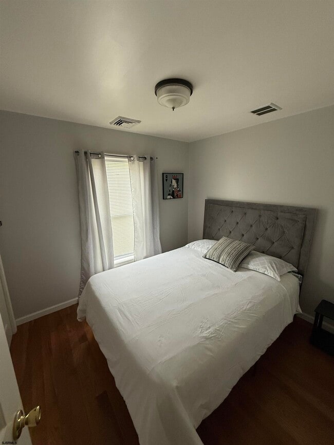 Building Photo - 43 N Trenton Ave