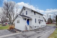 Building Photo - 523 Elmgrove Rd