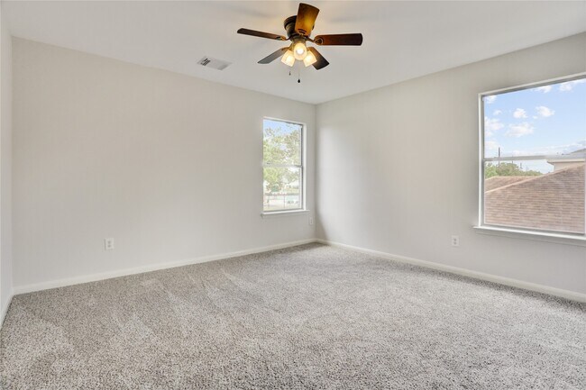 Building Photo - 29562 N Legends Bend Dr